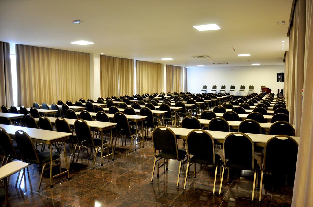 Galatas Golden Hotel Patos de Minas Extérieur photo